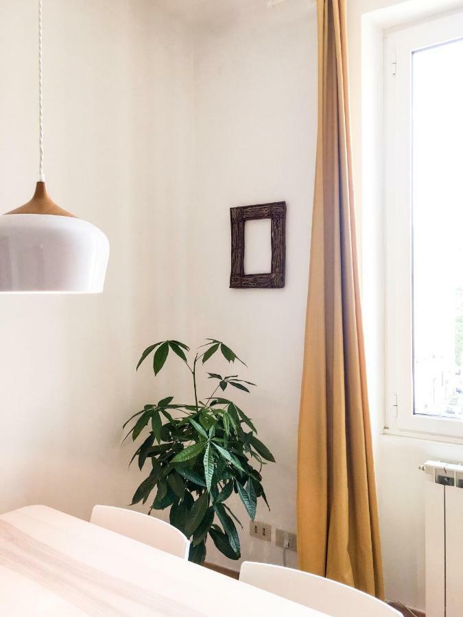 Panoramic Castle Apt Trastevere Roma Ngoại thất bức ảnh