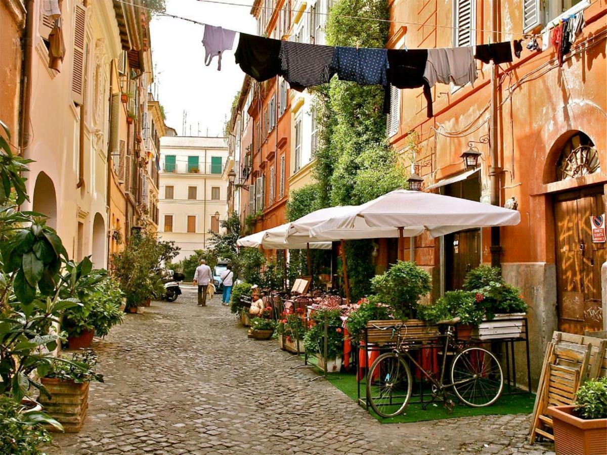 Panoramic Castle Apt Trastevere Roma Ngoại thất bức ảnh
