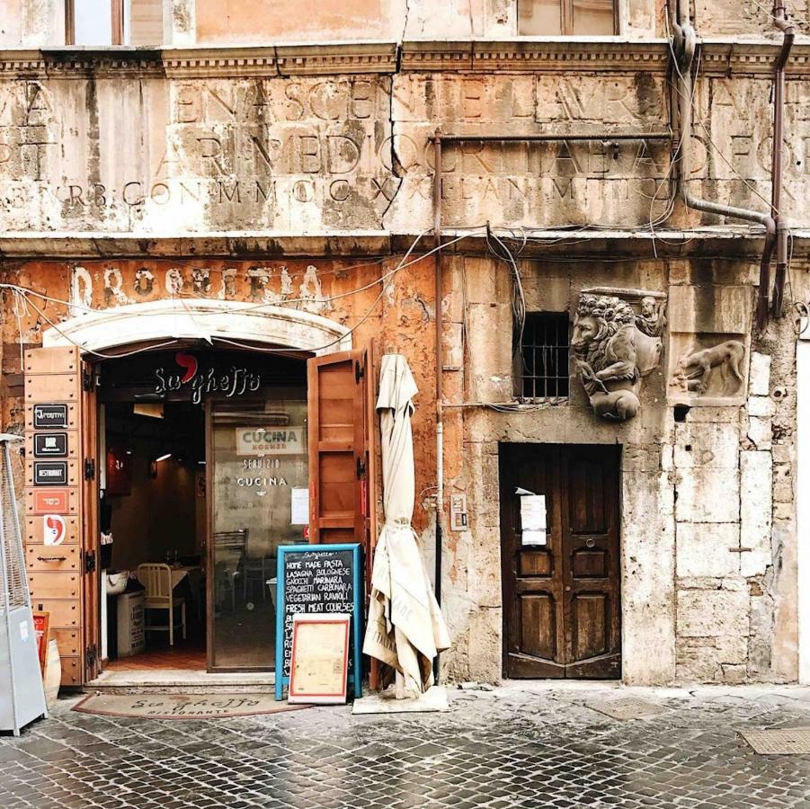 Panoramic Castle Apt Trastevere Roma Ngoại thất bức ảnh